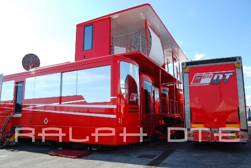 motorhome_hospitality_rimorchio-estensibile_paddock_articolo-ralph-dte_2.jpg